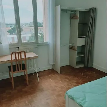 公寓 T4 Meuble Proche Commodites 维勒班
